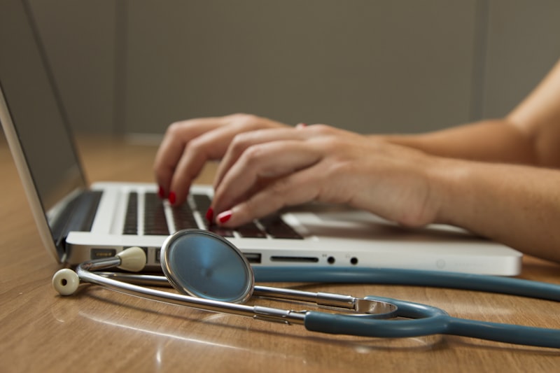 Disfunzione Erettile: Cause, Diagnosi e Soluzioni Efficaci